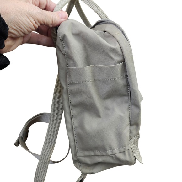 Fjallraven Kanken‎ Mini Backpack Gray Lightweight Everyday School Travel - Picture 3 of 11